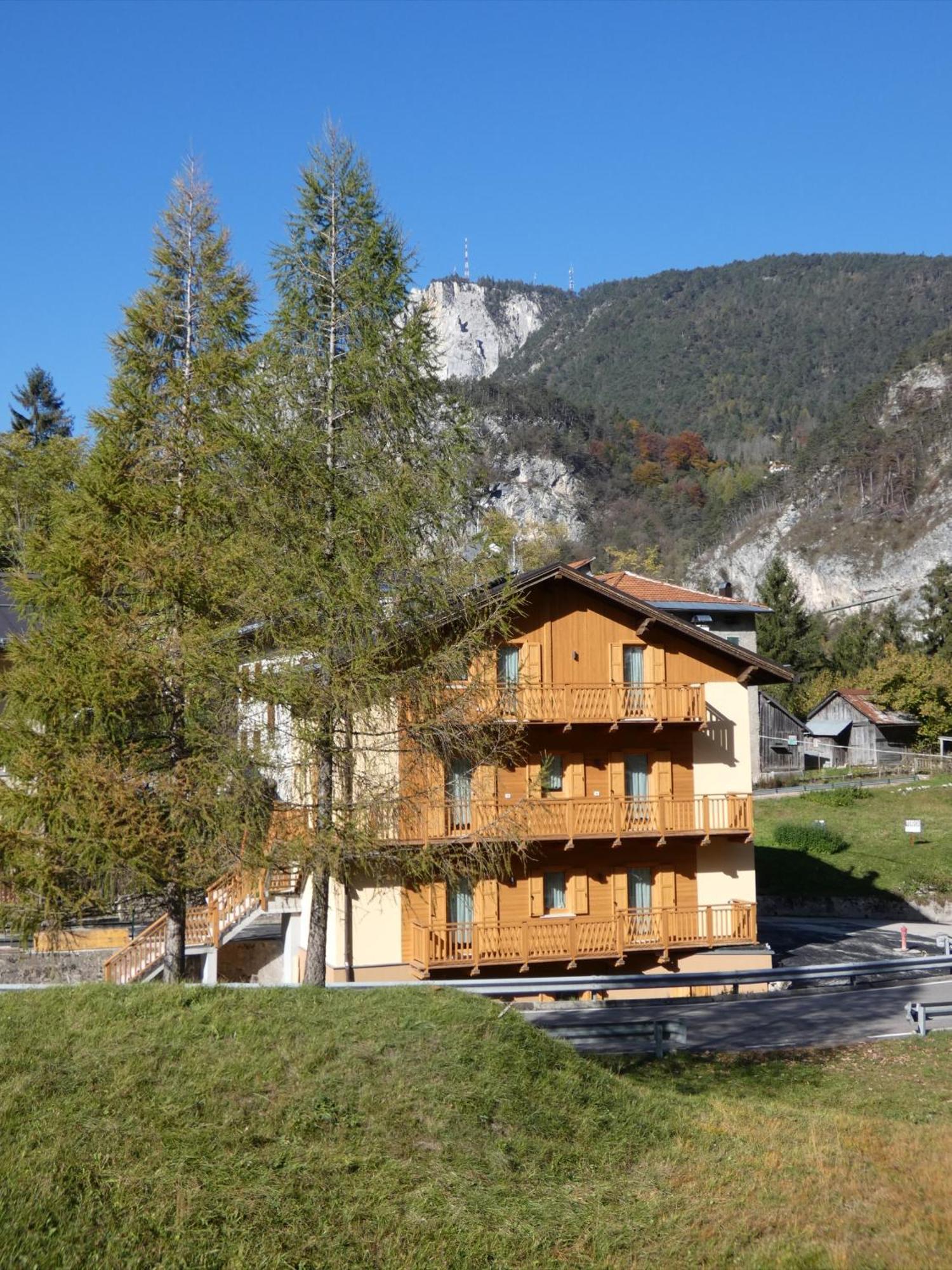 Ai Larici 호텔 Perarolo di Cadore 외부 사진