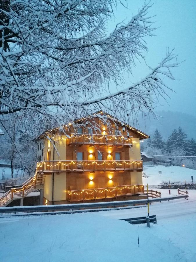 Ai Larici 호텔 Perarolo di Cadore 외부 사진